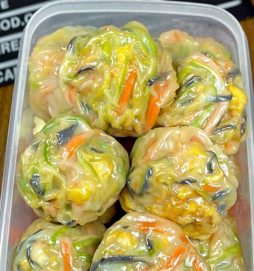 美味虾皮豆豉西葫芦的做法（口感鲜美，营养丰富的佳肴）-第3张图片-美味行家