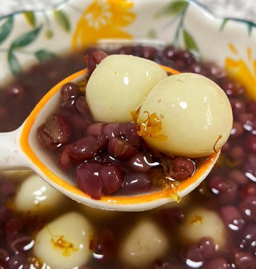 油菜小丸子的做法（用新鲜油菜叶打造美味佳肴）-第3张图片-美味行家