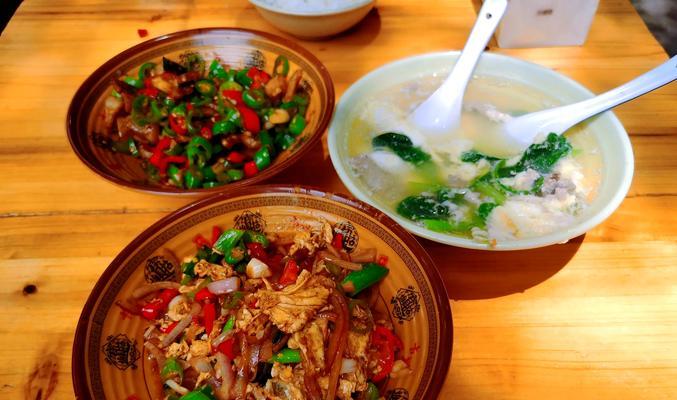 美味油渣豆角（家常豆角好吃又营养，自家制油渣美味又健康）-第2张图片-美味行家