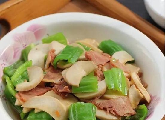 杏鲍菇炒培根的做法（美味健康，简单易学）-第3张图片-美味行家