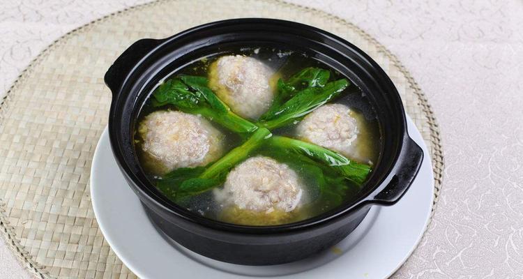 清炖狮子头的做法（家常美食，营养丰富）-第3张图片-美味行家