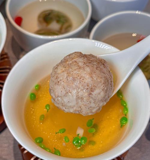 清炖狮子头的做法（家常美食，营养丰富）-第2张图片-美味行家