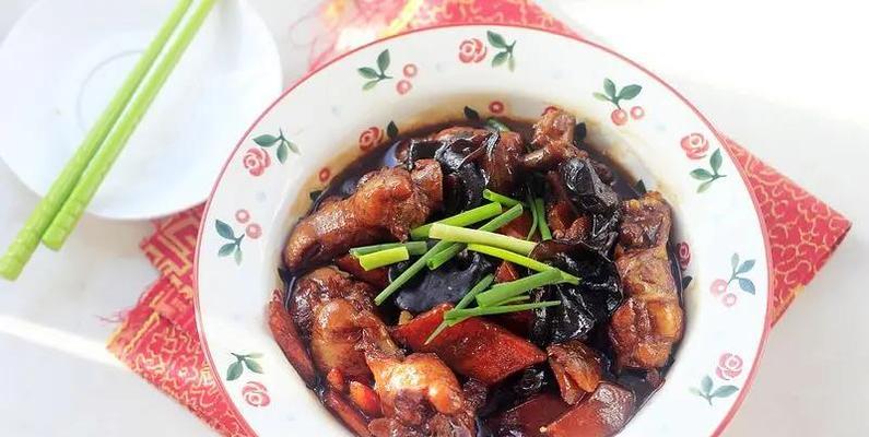 美味香菇蒸翅根（健康易做的佳肴，享受美味的同时保持身体健康）-第1张图片-美味行家