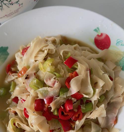 香菇竹笋瘦肉粥，营养美味又健康（一碗美味又健康的营养早餐）-第1张图片-美味行家