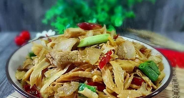 咸菜笋干的多种做法（15种口感不同的制作方法，打造美味佳肴）-第3张图片-美味行家
