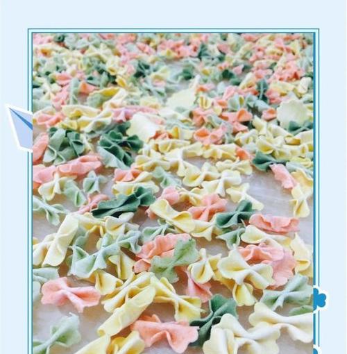 美味香菇彩虹蝴蝶面的做法（一道简单的家常面食，以香菇烩彩虹蝴蝶面，让你在家也能享受美味）-第2张图片-美味行家