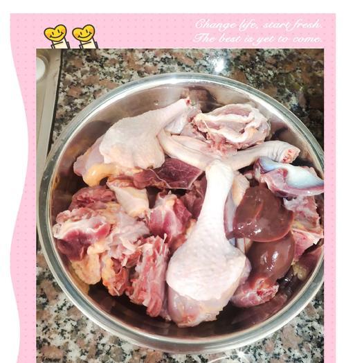 以滋补老鸭汤为家庭养生首选（营养丰富，美味可口，老少皆宜）-第3张图片-美味行家
