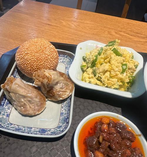 银丝豆腐蛋花羹的制作方法（健康美味，营养丰富的家常菜）-第1张图片-美味行家