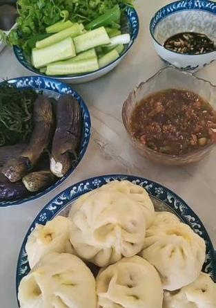 香喷喷猪肉豆角包子（家常制作，美味不容错过！）-第1张图片-美味行家
