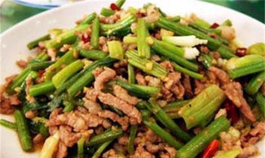 香芹炒牛里脊，美味佳肴不容错过（做法详解，让你轻松掌握）-第1张图片-美味行家