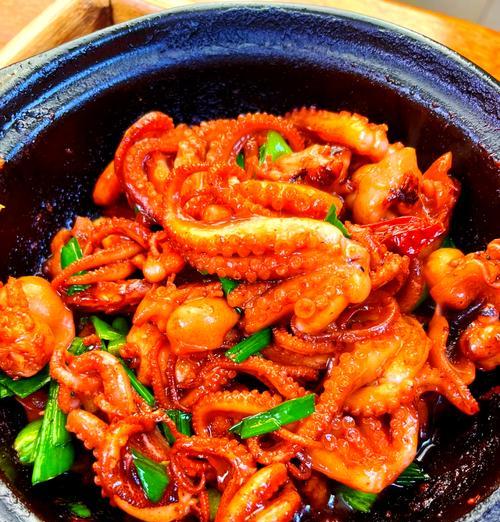 美味章鱼煲五花肉做法大揭秘（快乐烹饪，享受美食之旅）-第3张图片-美味行家