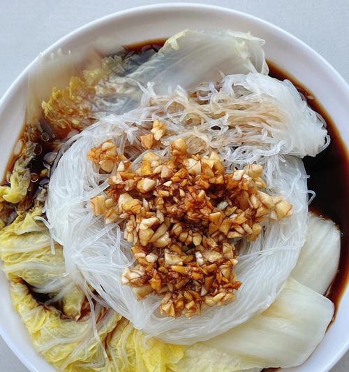 小白菜拌粉丝的做法（清爽美味的夏日小菜）-第3张图片-美味行家