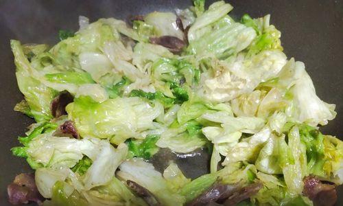 肠仔生菜汤的做法（家常清爽汤品，营养美味两不误）-第1张图片-美味行家
