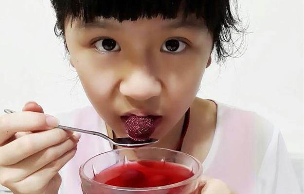自制杨梅罐头，健康美味享受（学会自制杨梅罐头，尝鲜满足味蕾）-第1张图片-美味行家