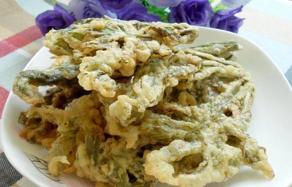 美味炸香椿芽，回味无穷（以炸香椿芽为主，一窥美食之道）-第1张图片-美味行家