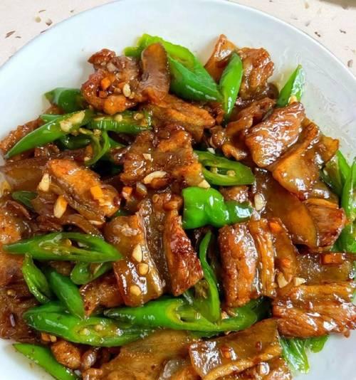 一口香辣小炒肉的制作方法（用料简单，做法易学的家常小炒肉）-第2张图片-美味行家