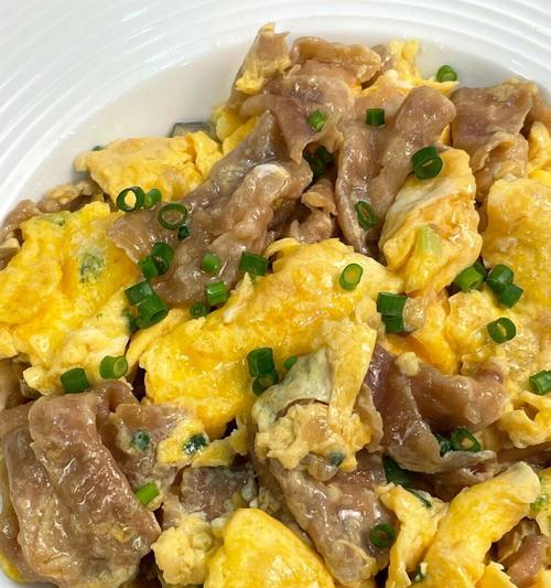 用云南小瓜炒肥牛，火爆味蕾（健康美味，家常必备）-第3张图片-美味行家