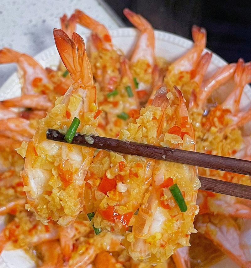 学会这道菜，你的厨艺大升级！（以香酥开背虾，口感极佳的美味佳肴）-第1张图片-美味行家