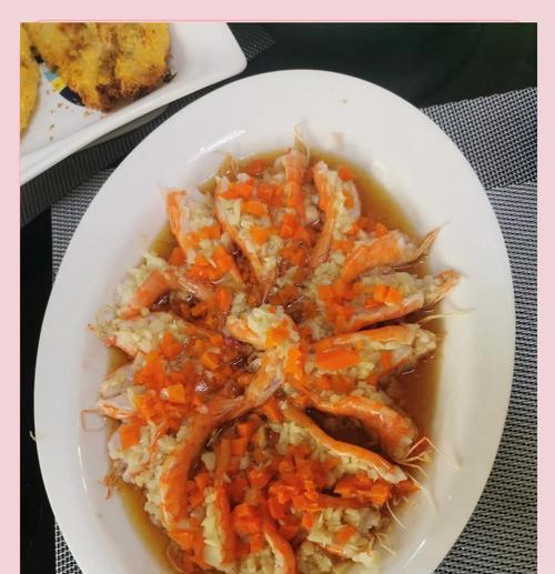 学会这道菜，你的厨艺大升级！（以香酥开背虾，口感极佳的美味佳肴）-第3张图片-美味行家