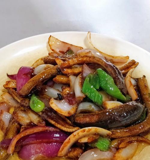 炸兴国鱼丝，家常美食的良品（教你用简单的步骤，做出美味可口的兴国鱼丝）-第2张图片-美味行家