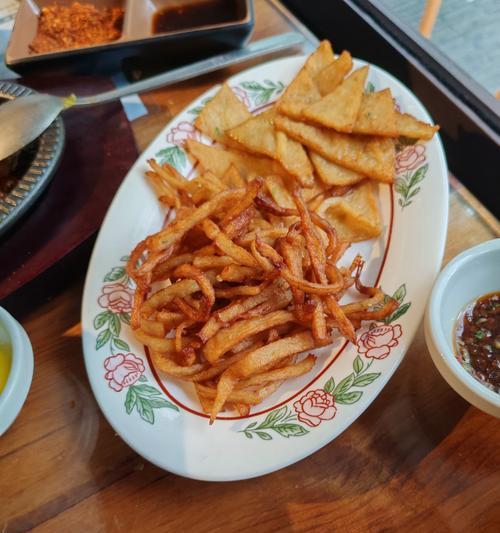 炸兴国鱼丝，家常美食的良品（教你用简单的步骤，做出美味可口的兴国鱼丝）-第3张图片-美味行家