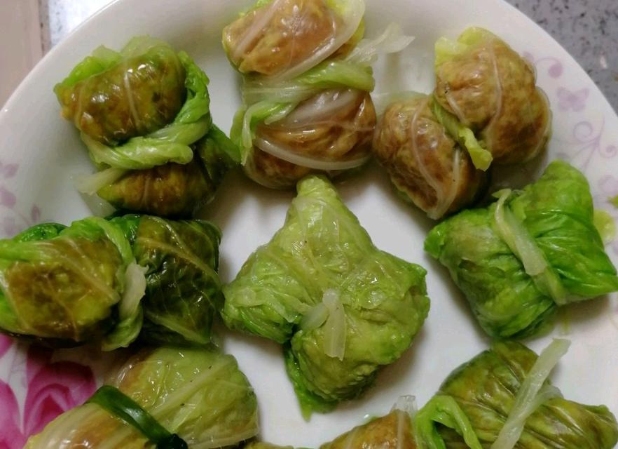 鲜香蒸白菜肉卷（做法详解，健康美味）-第3张图片-美味行家