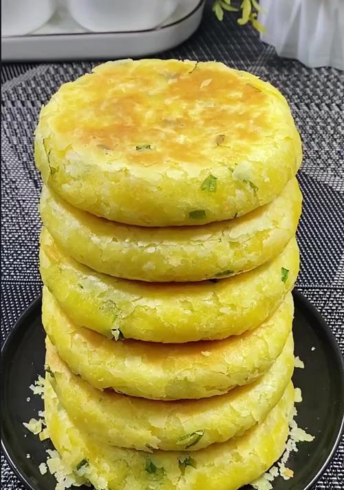 自制发面小饼的完美做法（掌握发面技巧，轻松制作松软美味小饼）-第3张图片-美味行家