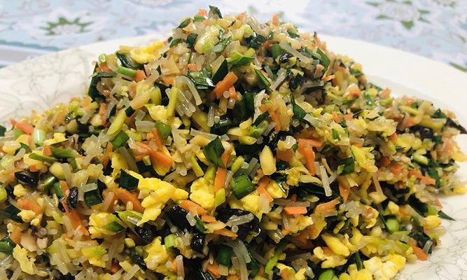 香菇木耳鸡蛋粉条素馅的制作方法（健康美味，营养丰富的素馅美食）-第3张图片-美味行家