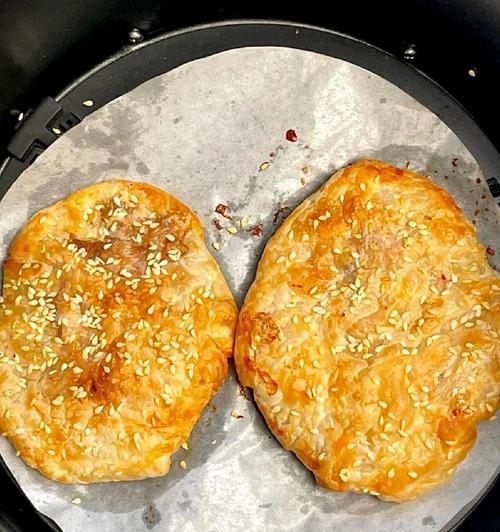 手抓饼，美味又简单（芝麻手抓饼的制作方法与技巧）-第3张图片-美味行家