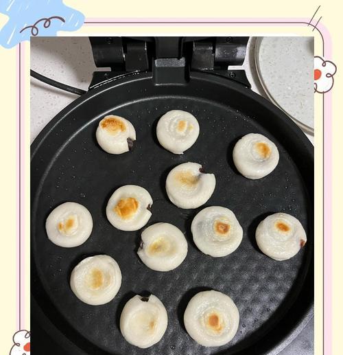 自制豆沙汤圆做法大揭秘（在家就能轻松做出口感Q弹的汤圆，送上一份温暖的甜蜜）-第1张图片-美味行家