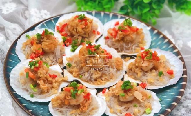自制蒜蓉扇贝炒粉丝，美味的海鲜料理（简单易做，口感鲜美的海鲜大餐）-第3张图片-美味行家