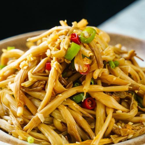 清爽夏日，美食伴你过夏（以夏天爽口菜为主题的做法）-第3张图片-美味行家