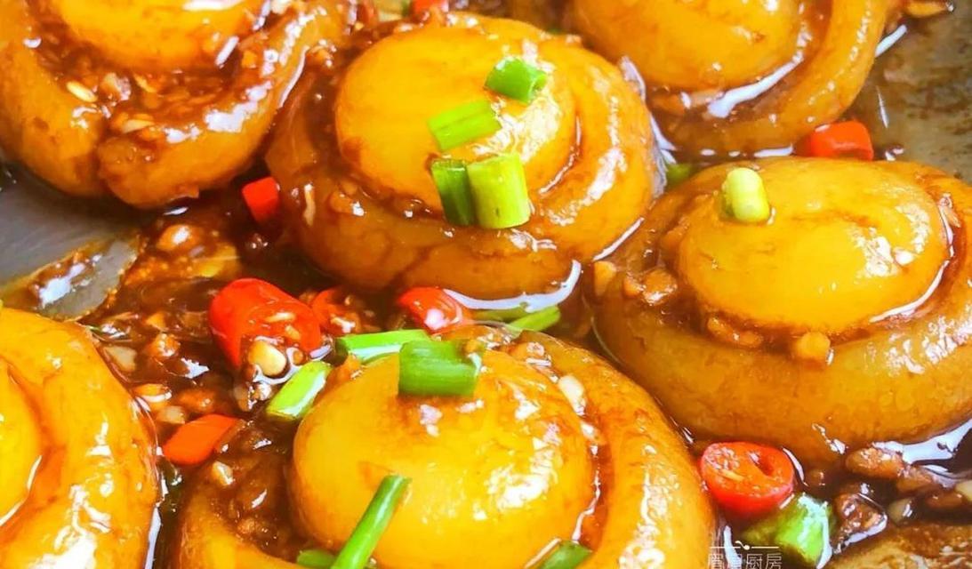 新味道，新体验——做一份美味的新桃烩土豆（做法简单易学，味道却惊艳无比，赶快来试试吧！）-第1张图片-美味行家