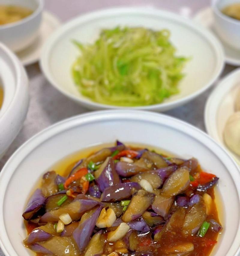 猪油渣豆腐汤的做法（一碗暖心暖胃的家常美食）-第3张图片-美味行家