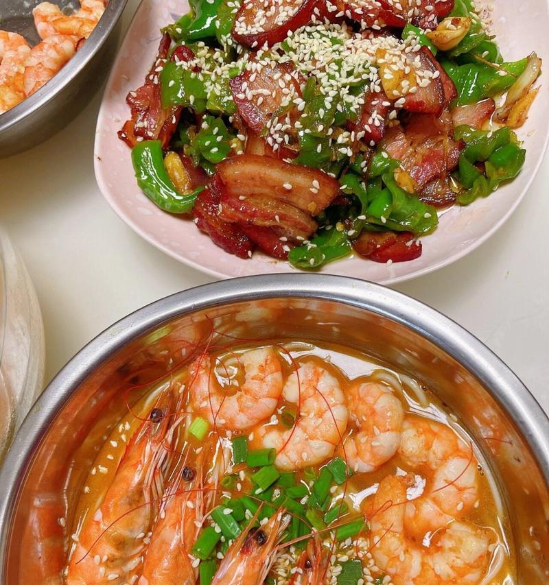 紫菜虾面的制作方法（用新鲜虾仁与海苔搭配，一碗紫菜虾面带给你惊艳的味蕾体验）-第3张图片-美味行家