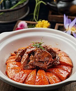 熬金瓜，品尝张家口特色菜（探秘土豆熬金瓜的制作方法，让你在家也能享受原汁原味的美味佳肴）-第3张图片-美味行家