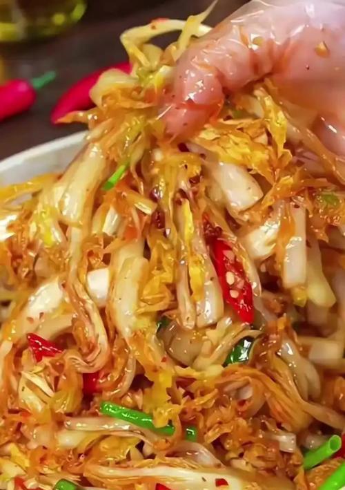 掌握以油淋娃娃菜的烹饪方法（做出口感鲜美的油淋娃娃菜）-第1张图片-美味行家