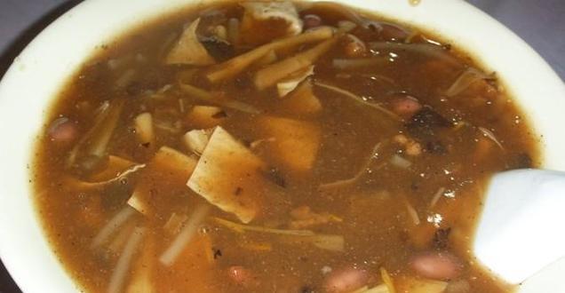 营养蔬菜辣汤的做法（打造健康饮食，享受美味生活）-第2张图片-美味行家