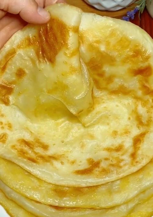 手工制作油酥千层饼（口感酥脆，层次分明，做法简单易学）-第3张图片-美味行家