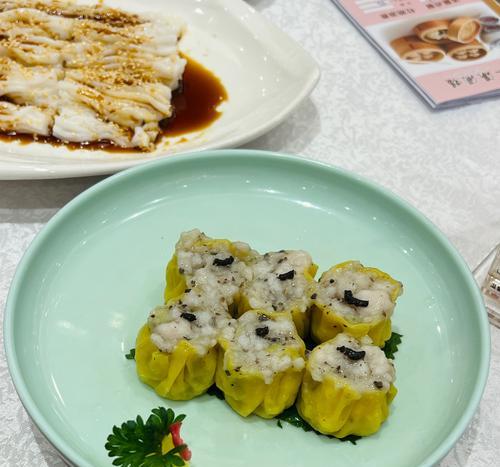 芝麻笋丝的制作方法（健康营养，美味可口的家常菜）-第1张图片-美味行家