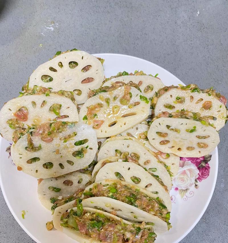蒸藕夹，美味营养的佳肴（做法大公开，让你轻松学会）-第1张图片-美味行家
