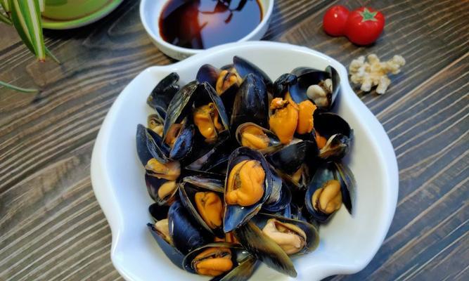 香炸海虹——一道令人垂涎的美味佳肴（以香味为主调，海虹的精华在于炸制）-第2张图片-美味行家