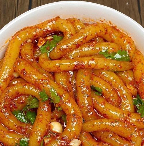 香辣土豆粉的制作方法（辣味十足的美味土豆粉）-第2张图片-美味行家