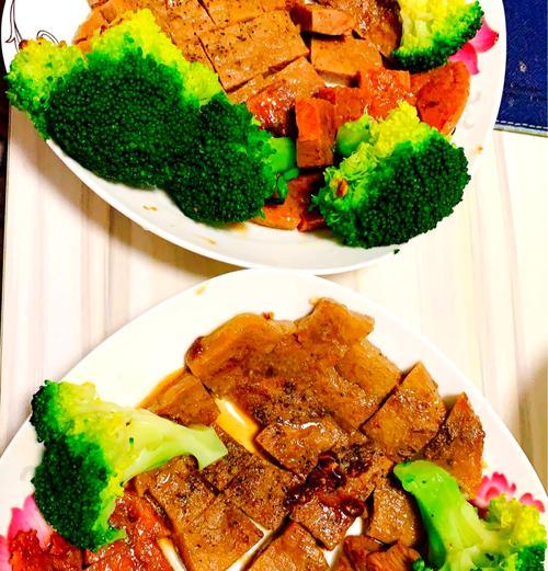 中式牛排的制作方法（用五香粉和老抽制作口感香醇的中式牛排）-第3张图片-美味行家