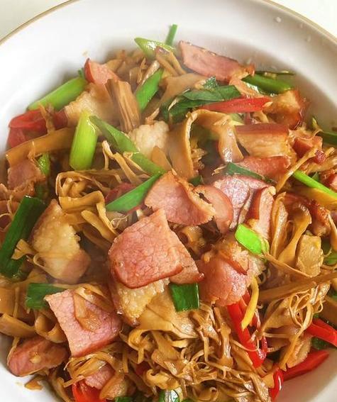 干笋肉丝烹饪技巧大揭秘（美味干笋肉丝，让你的味蕾爽翻天）-第3张图片-美味行家