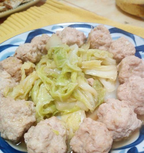 芽苗菜白菜肉馅的制作方法（健康美味的家常小吃）-第2张图片-美味行家