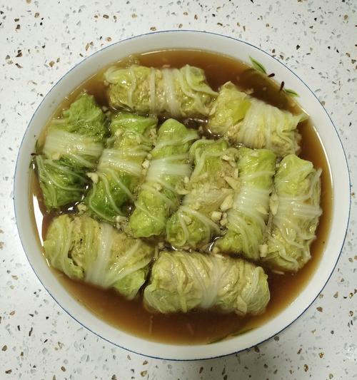 营养又美味，香菇小白菜瘦肉粥的做法（家常便饭，简单又健康/美食佳肴，让你欲罢不能）-第3张图片-美味行家