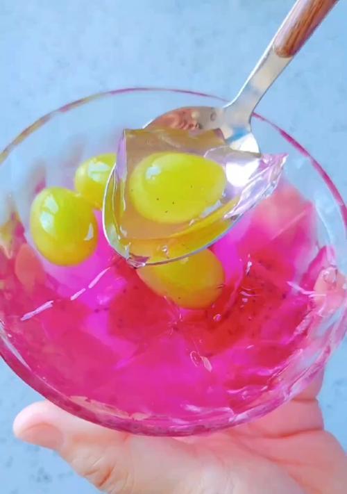 清新夏日，自制薄荷水果果冻（健康美味，让你一夏凉爽无比）-第2张图片-美味行家