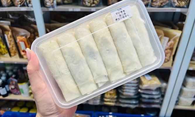 鲜虾春卷的制作方法（做法简单易学，健康美味，让你爱上厨房）-第2张图片-美味行家