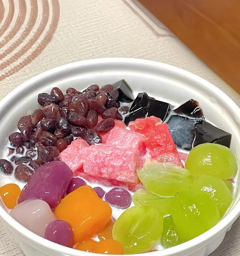手工制作美味芋圆子的秘诀（教你如何制作口感绵软香甜的芋圆子）-第3张图片-美味行家